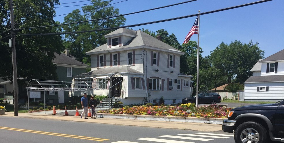 More Photos Of 364 Shrewsbury Ave, Red Bank Funeral Home For Sale