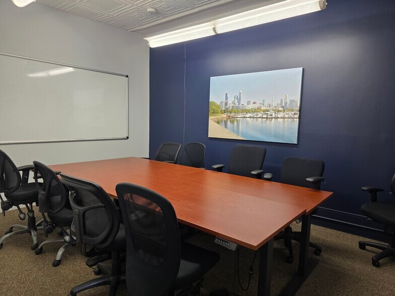 More Photos Of 25 N High St, Canal Winchester Storefront Retail Office For Lease