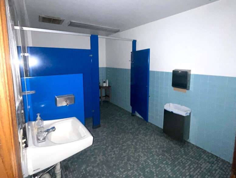 More Photos Of 12410-12420 Clark St, Santa Fe Springs Warehouse For Lease