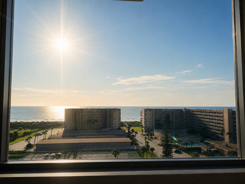 More Photos Of 1980 N Atlantic Ave, Cocoa Beach Medical For Lease