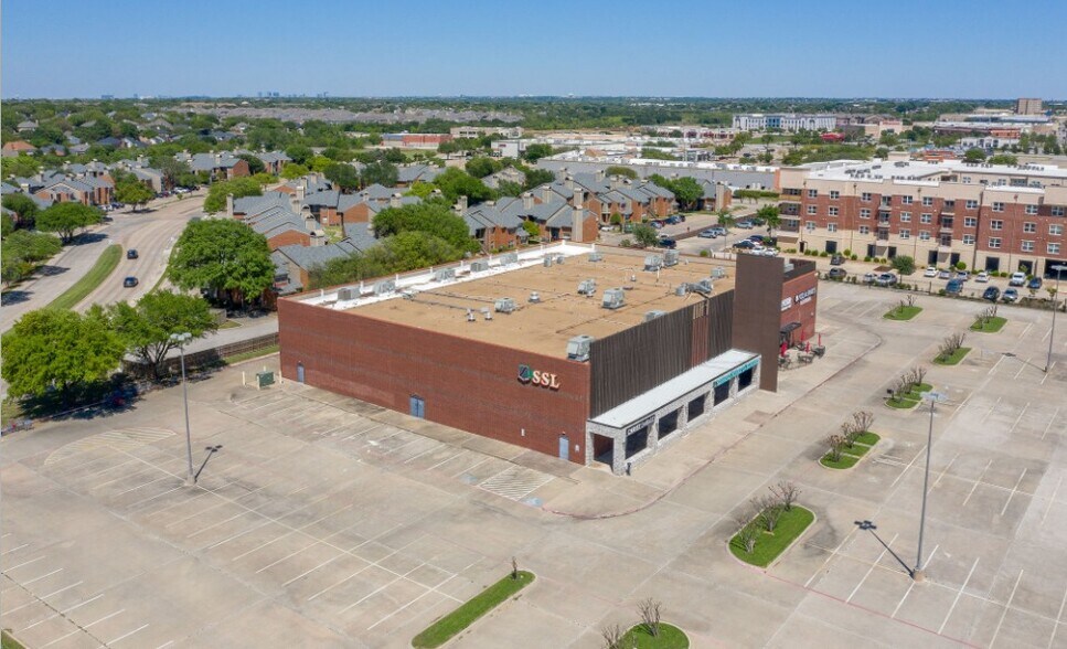 More Photos Of 1130 W Trinity Mills Rd, Carrollton General Retail For Sale