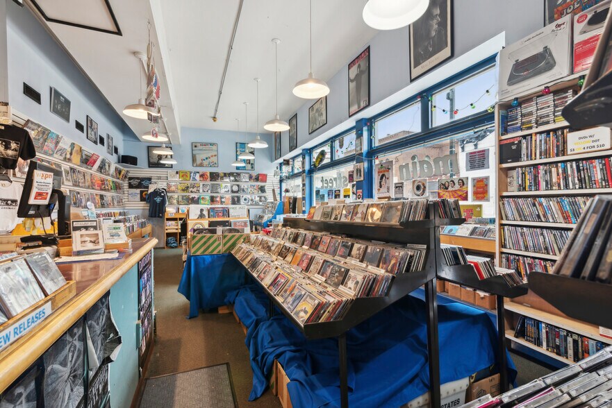 More Photos Of 4444-4448 Main St, Philadelphia Apartments For Sale