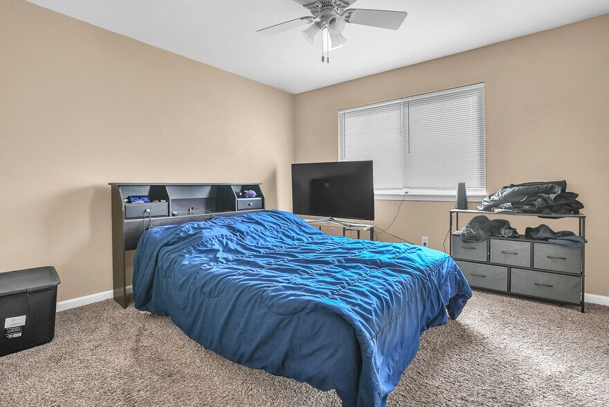 More Photos Of 2573-2581 Parkview Street, Portage Multifamily For Sale