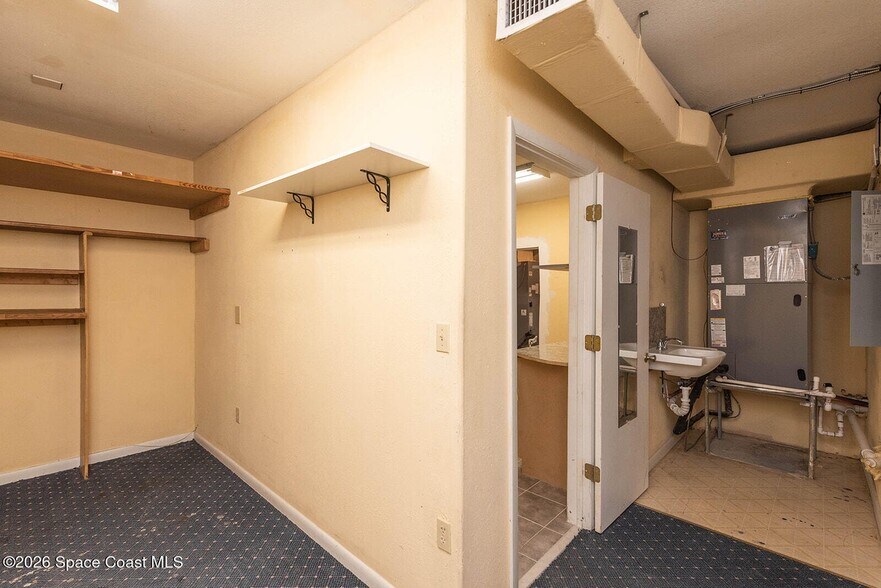 More Photos Of 804-806 Forrest Ave, Cocoa Loft Creative Space For Lease