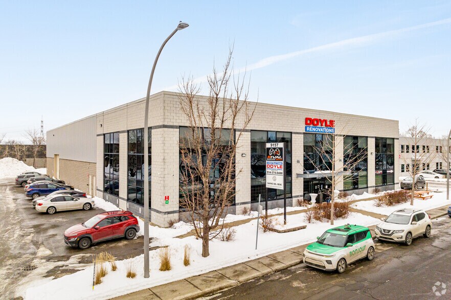 Primary Photo Of 9157 Rue du Champs-d'Eau, Montréal Showroom For Sale