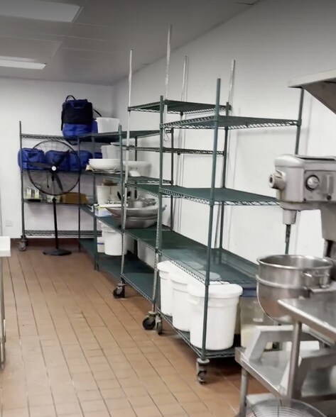 More Photos Of 3048 Fletcher Dr, Los Angeles Food Processing For Lease