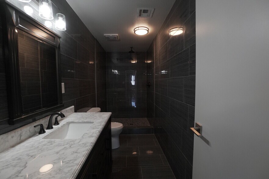 More Photos Of 3375 Aldebaran Ave, Las Vegas Warehouse For Sale