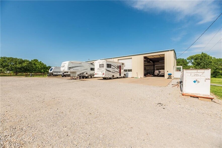 More Photos Of 11932 SW US Highway 54, Augusta Trailer Camper Park For Sale