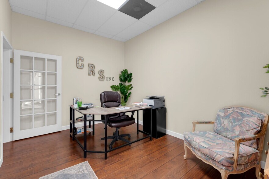 More Photos Of 851 Sunshine Ln, Altamonte Springs Industrial For Sale