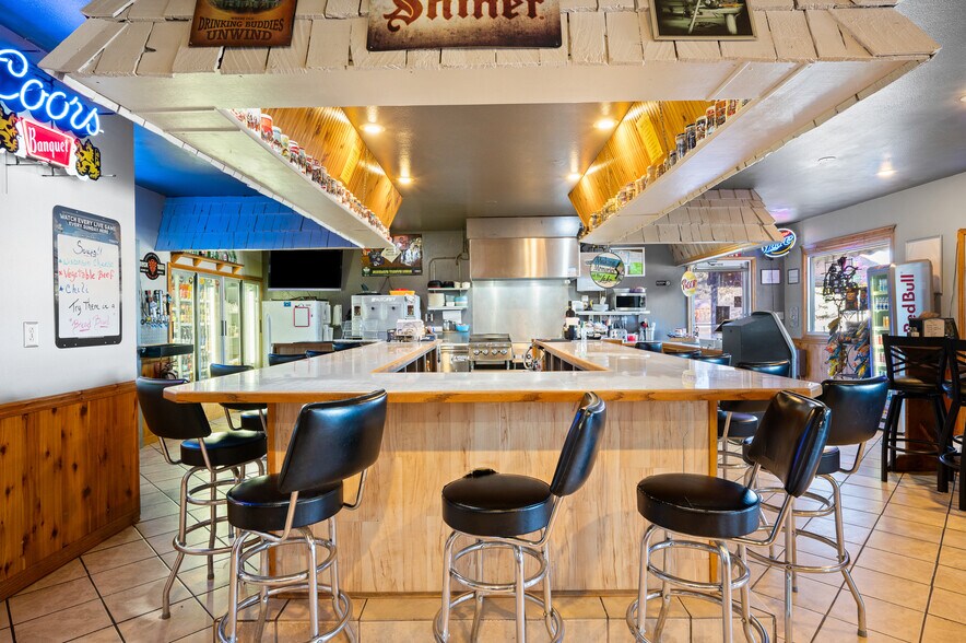 More Photos Of 2 Hays Blvd, Pine Haven Restaurant For Sale