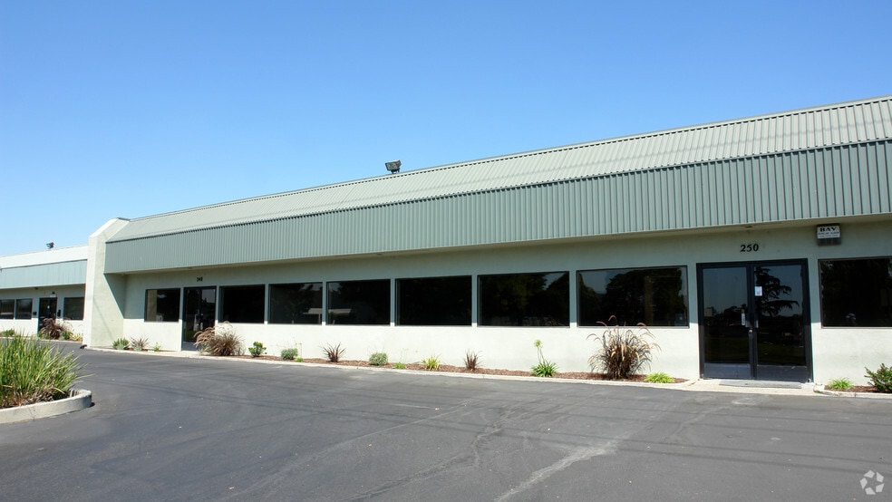 More Photos Of 232-250 S Hillview Dr, Milpitas Warehouse For Lease
