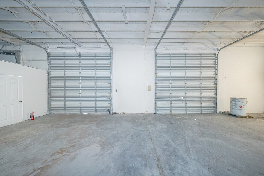 More Photos Of 716 NW 7th Ave, Fort Lauderdale Warehouse For Lease