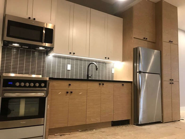 More Photos Of 1191 Broadway, Brooklyn Apartments For Lease