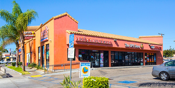 Primary Photo Of 13528-13542 Lakewood Blvd, Bellflower Freestanding For Lease