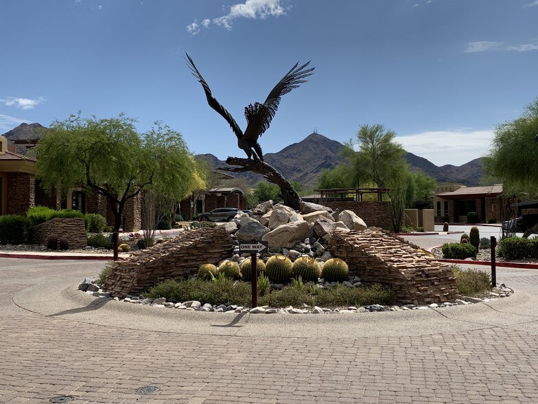 More Photos Of 9865 E Bell Rd, Scottsdale Office For Lease