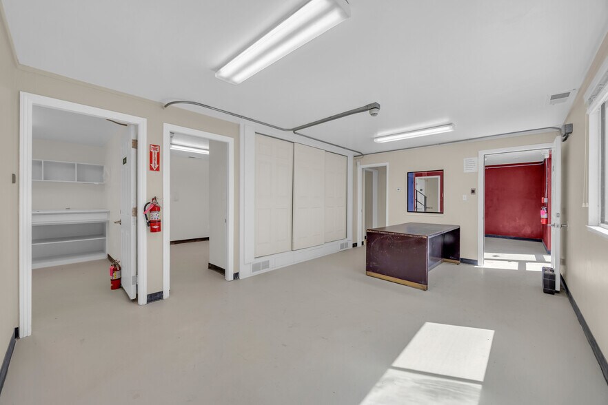 More Photos Of 3581 Drako Way, Carson City Manufacturing For Sale