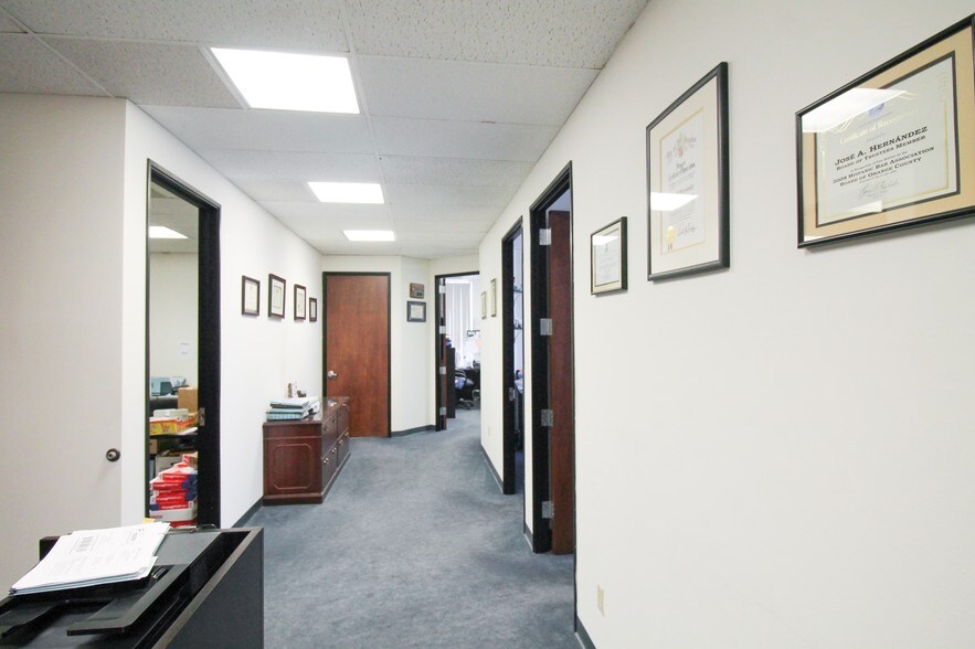 More Photos Of 2333 N Broadway, Santa Ana Office For Lease