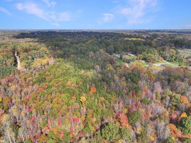 More Photos Of 01 Lincoln Village Drive, Statesville Land For Sale