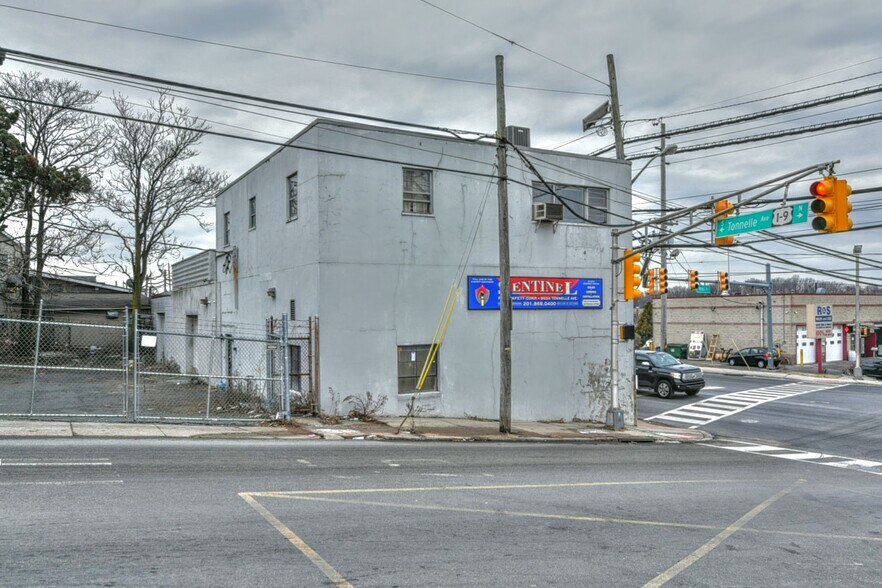 More Photos Of 9034 Tonnelle Ave, North Bergen Industrial For Sale