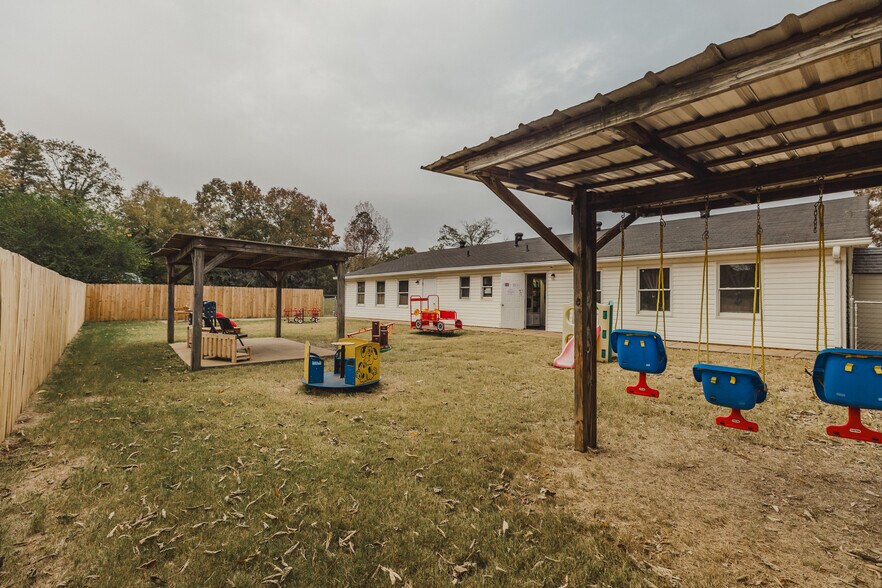 More Photos Of 62 Wax Rd, Silver Creek Daycare Center For Sale