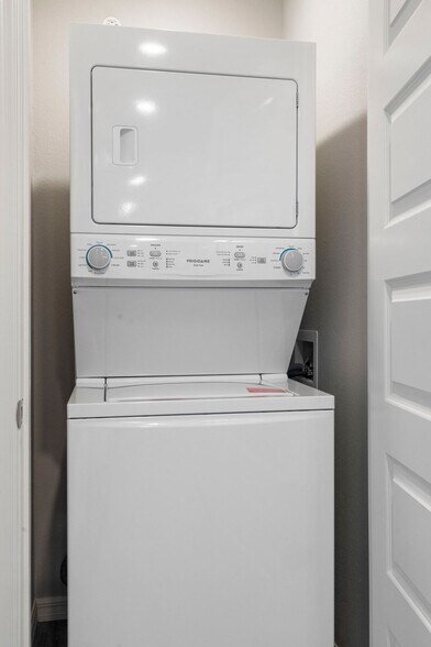 More Photos Of 617 Spallone Blvd, Springdale Apartments For Sale