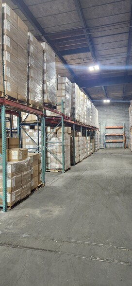 More Photos Of 1200 Fuller Rd, Linden Warehouse For Lease