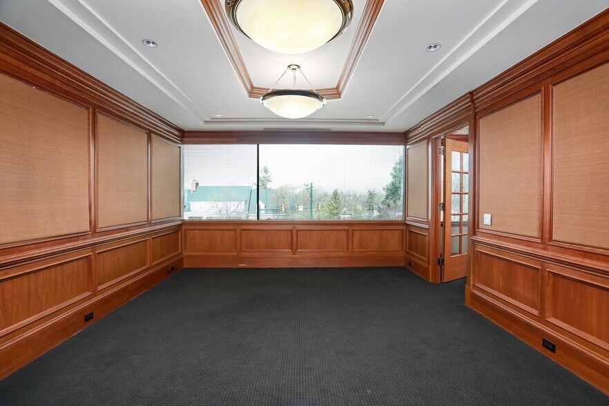 More Photos Of 101 Southfield Rd, Birmingham Office For Lease