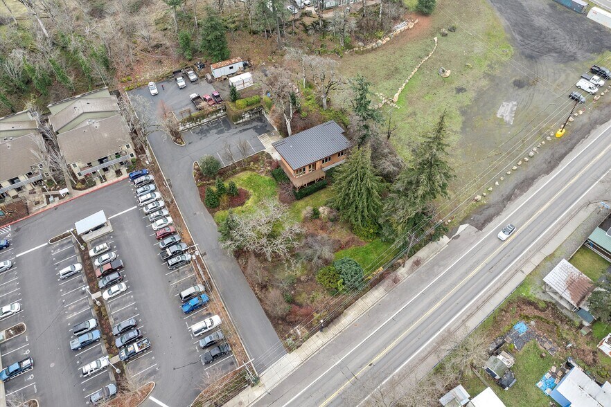 More Photos Of 3239 Cascade Ave, Hood River Office Residential For Lease