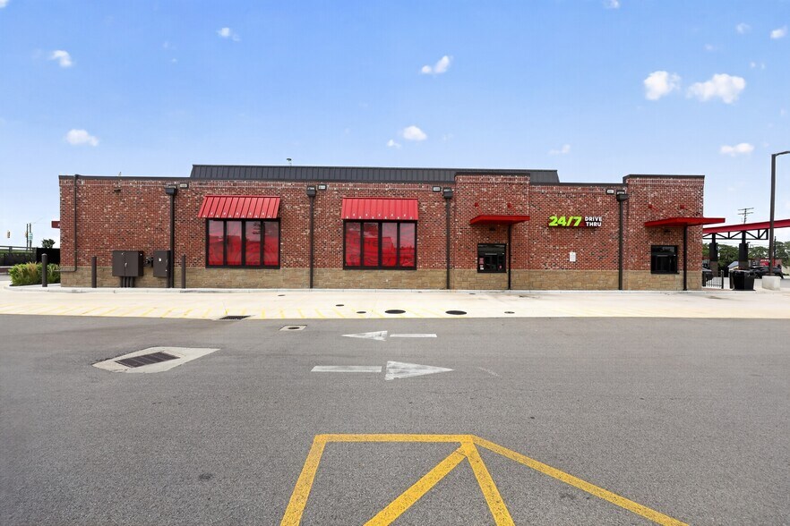 More Photos Of 2100 S Alex Rd, West Carrollton Convenience Store For Sale
