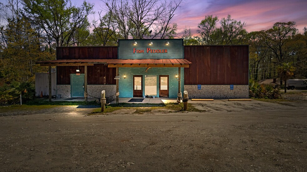 More Photos Of 1702 Highway 19 N, Thomaston Restaurant For Sale