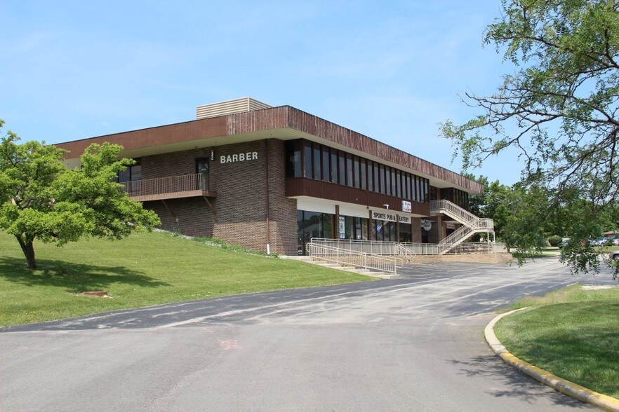 More Photos Of 17000 W Capitol Dr, Brookfield Storefront Retail Office For Sale