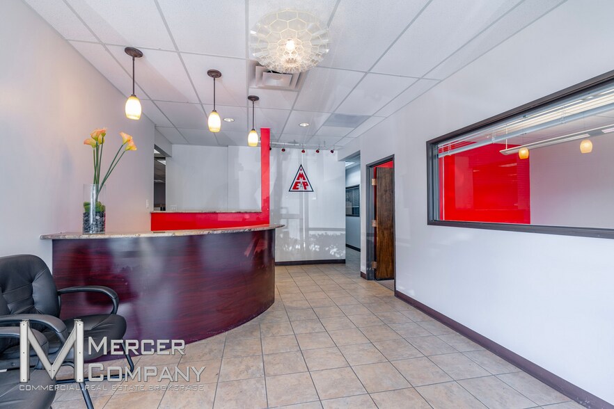 More Photos Of 2928 Story Rd W, Irving Distribution For Sale