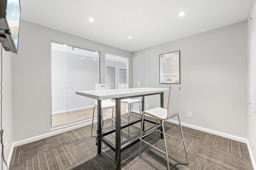 More Photos Of 544 Pearl Rd, Brunswick Freestanding For Sale