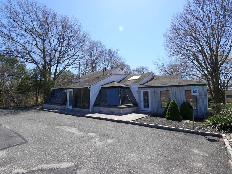 More Photos Of 4515 Nesconset Hwy, Port Jefferson Station Freestanding For Lease