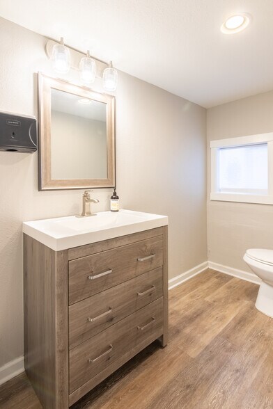 More Photos Of 9645-9655 SW Beaverton Hillsdale Hwy, Beaverton Medical For Sale