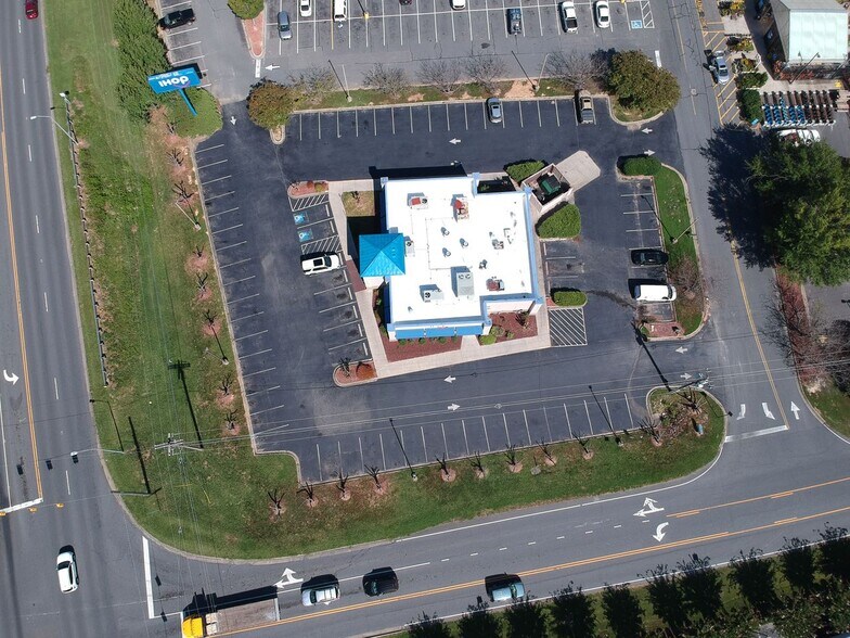 More Photos Of 1106 E Dixie Dr, Asheboro General Retail For Sale