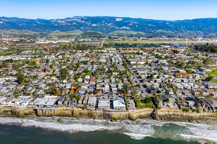 More Photos Of 6789 Sabado Tarde Rd, Goleta Multifamily For Sale