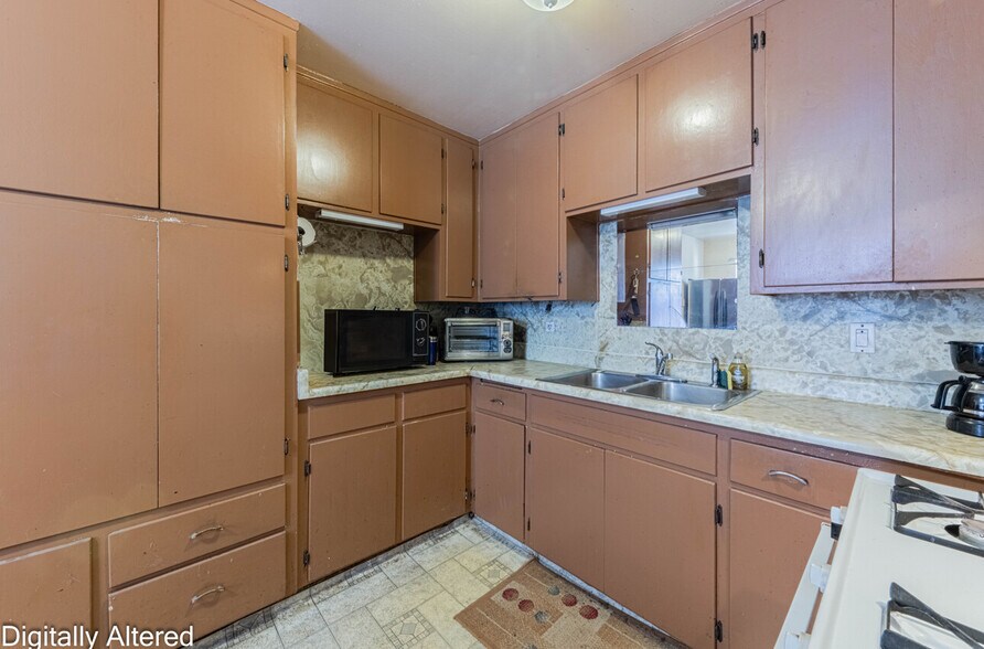 More Photos Of 10050 Reese Cir, Prunedale Warehouse For Sale