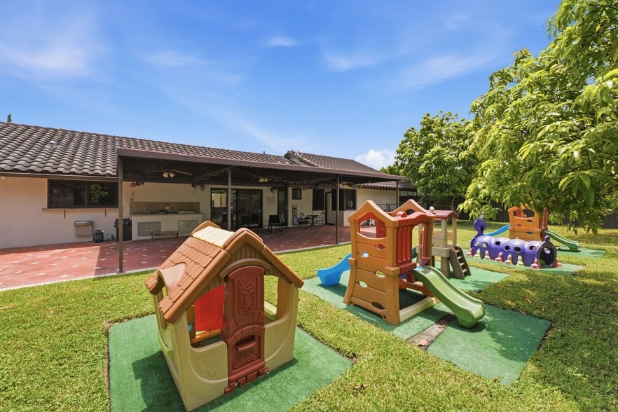 More Photos Of 4150 SW 137th Ct, Miami Schools For Sale