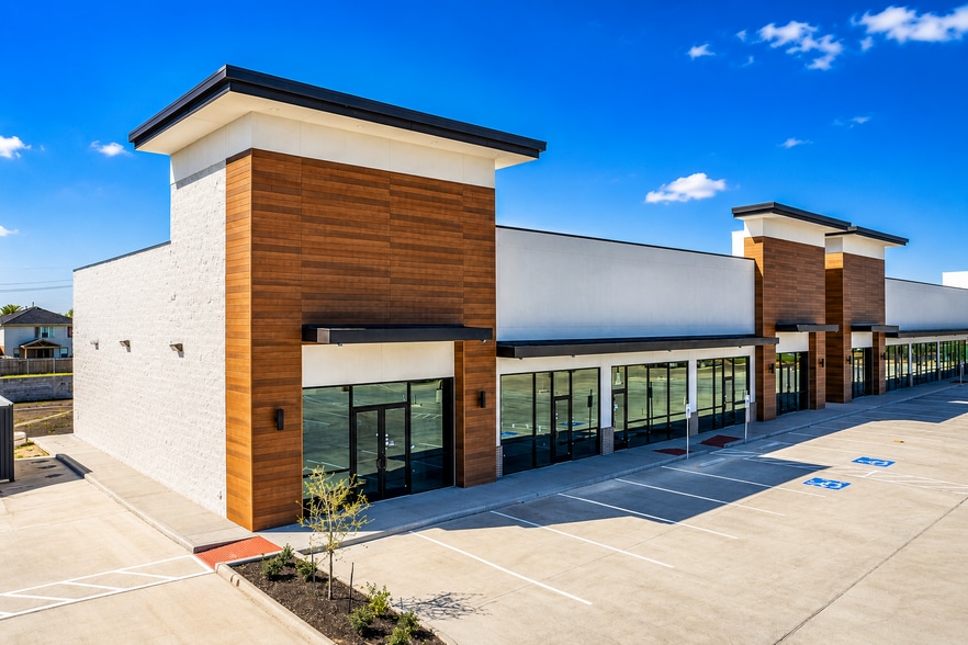 Primary Photo Of 13439 W Bellfort Ave, Sugar Land Freestanding For Lease