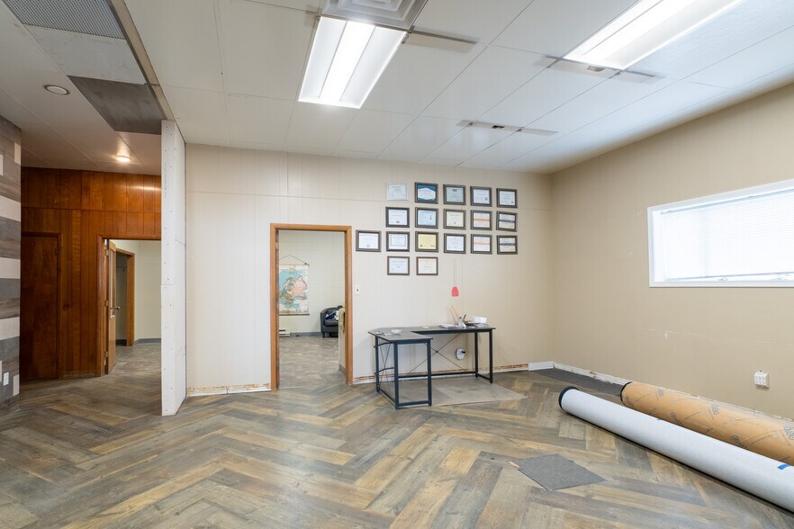 More Photos Of 2535 W Main St, Valley City Self Storage For Lease