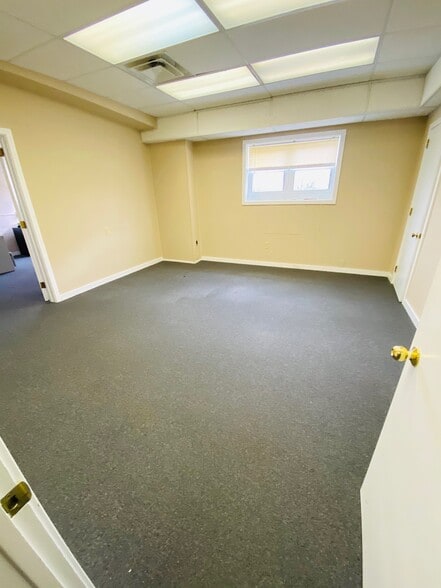 More Photos Of 315-329 E 2nd St, Boyertown Flex For Sale