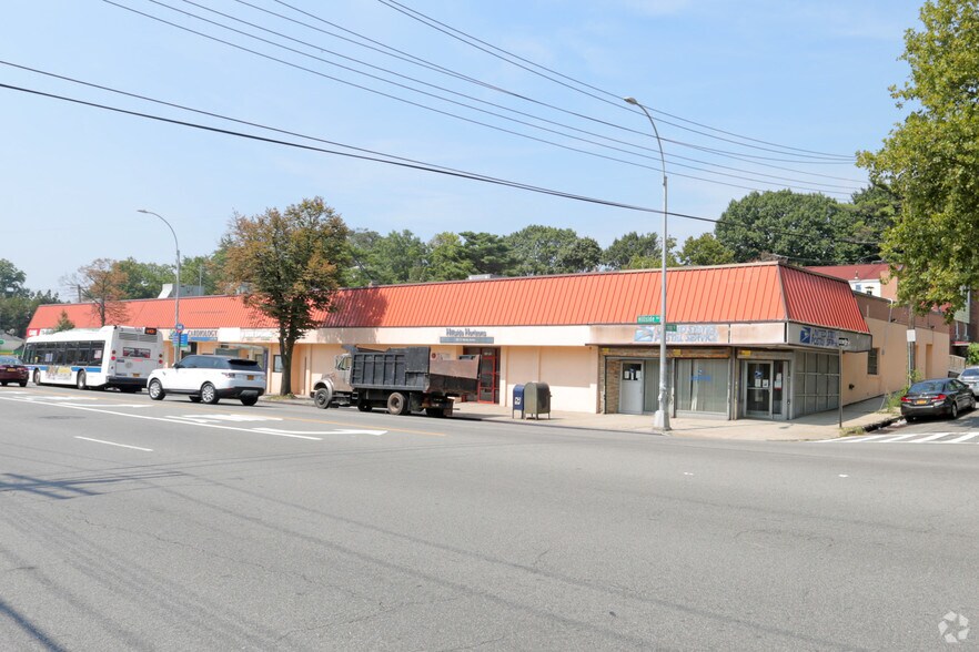 More Photos Of 197-01-33 Hillside Ave, Hollis Storefront For Lease