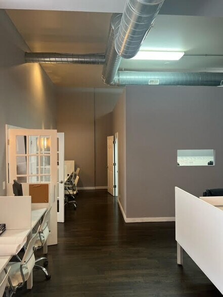 More Photos Of 2308 W North Ave, Chicago Multifamily For Sale