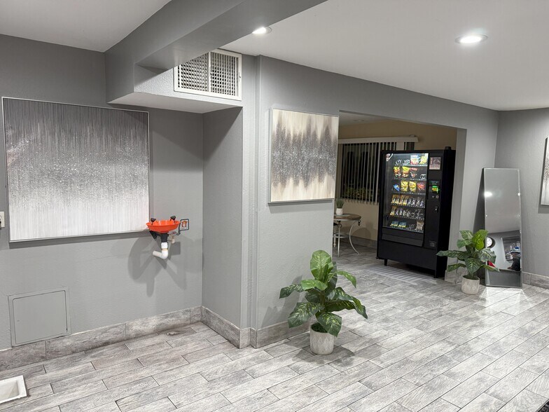 More Photos Of 730 N Palora Ave, Yuba City Hotel For Sale