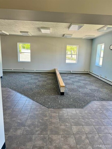 More Photos Of 601 W Munising Ave, Munising Medical For Sale