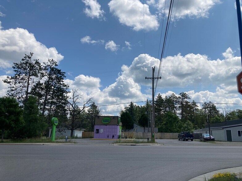 More Photos Of 509 S Morenci Ave, Mio General Retail For Sale