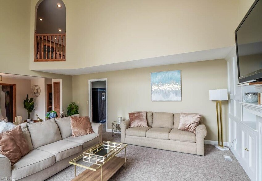 More Photos Of 11316 Cleveland Ave NW, Uniontown Office Residential For Sale