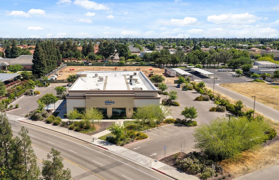 More Photos Of 4679 W Spruce Ave, Fresno Medical For Sale