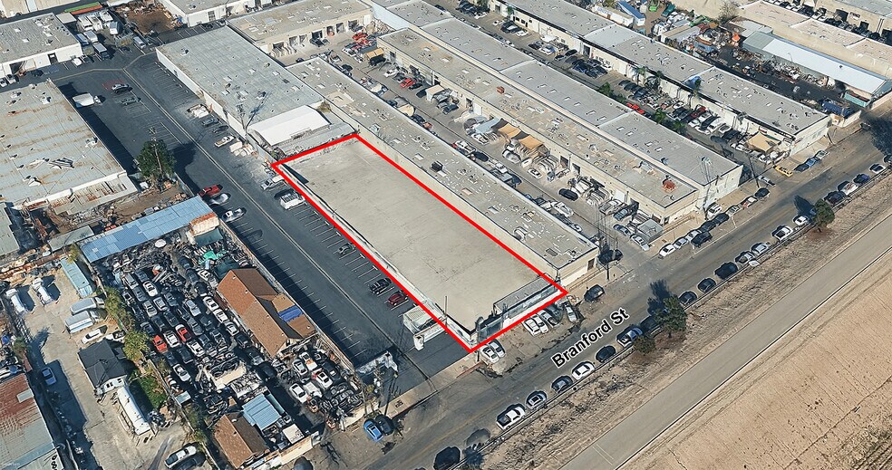 Primary Photo Of 12105 Branford St, Sun Valley Land For Lease